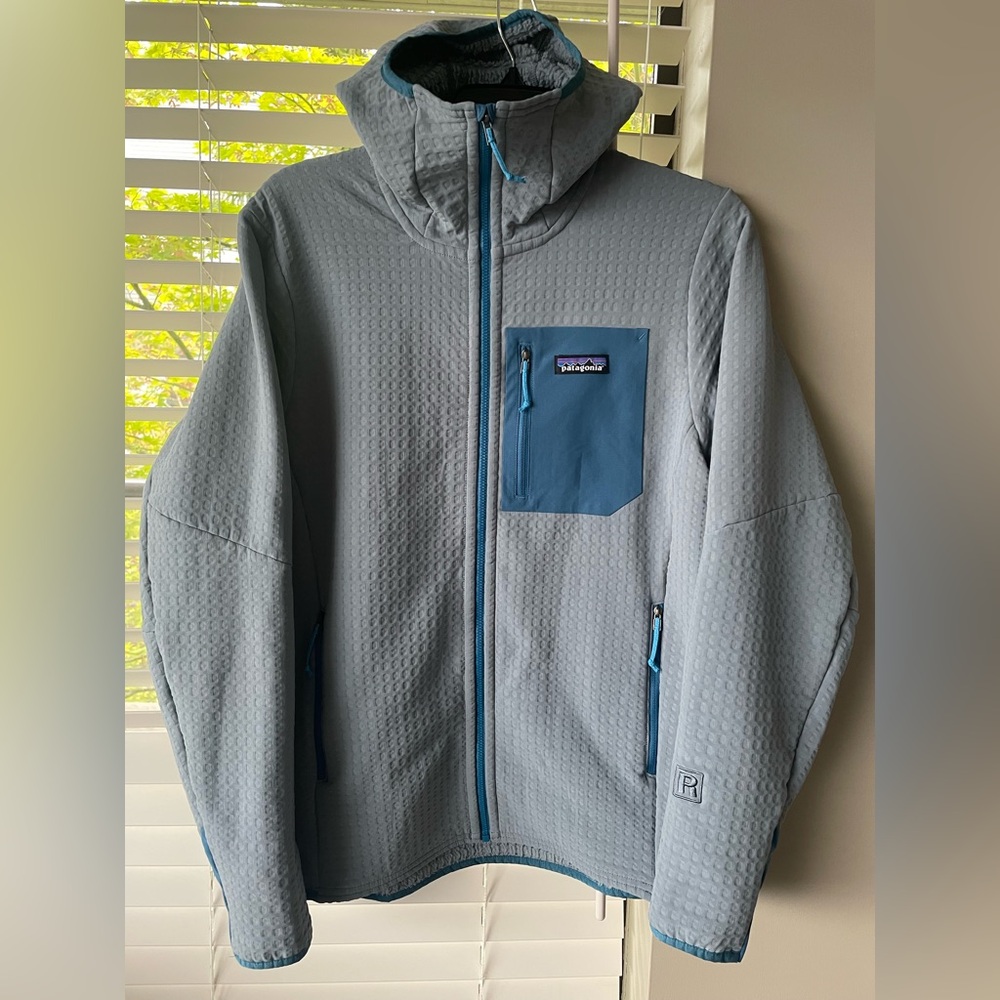 Patagonia Men’s Blue/Gray Tone Jacket - Picture 1 of 5